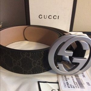 Meet your Posher, Designer